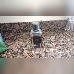 VICTORIA'S SECRET SCANDALOUS fragrance MIST BODY PERFUME SPRAY 8.4 oz (OB)
